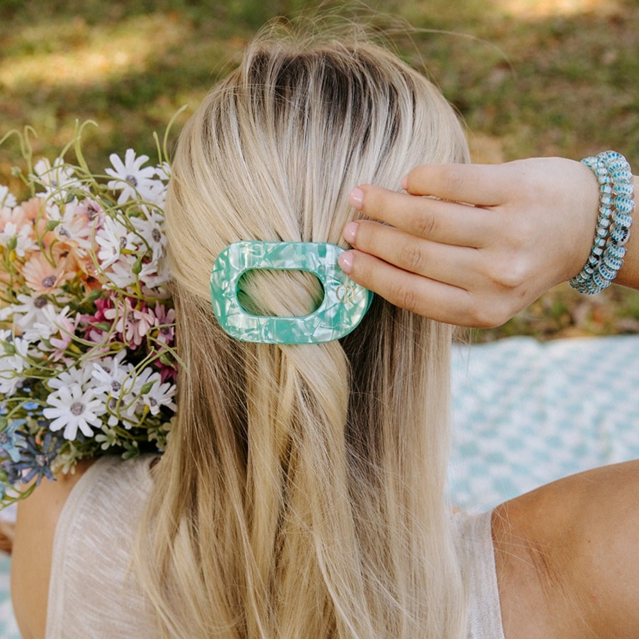 Spring Splash Small Flat Round Hair Clip